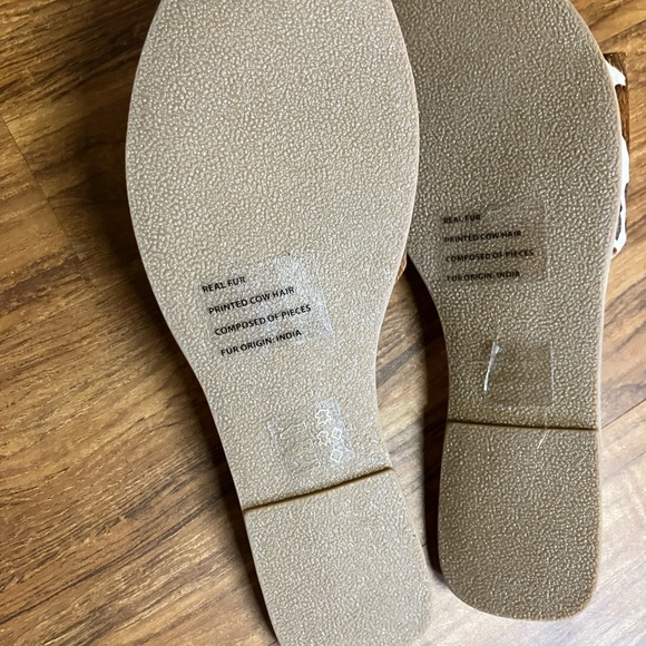 New Chinese Laundry cow slides 8 - Picture 5 of 7